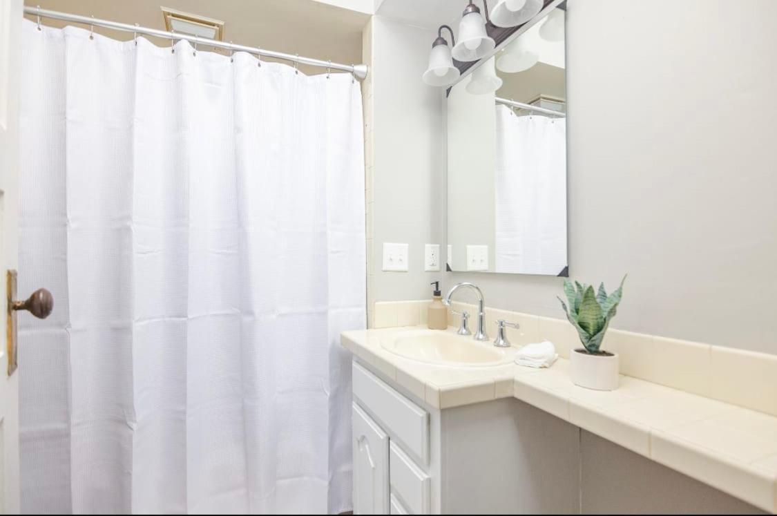 Spacious 2 Bedroom Home Near Ingersoll & Downtown Des Moine Exteriör bild